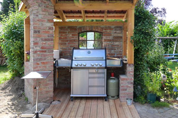Propane Grill Assembly in Lake Zurich