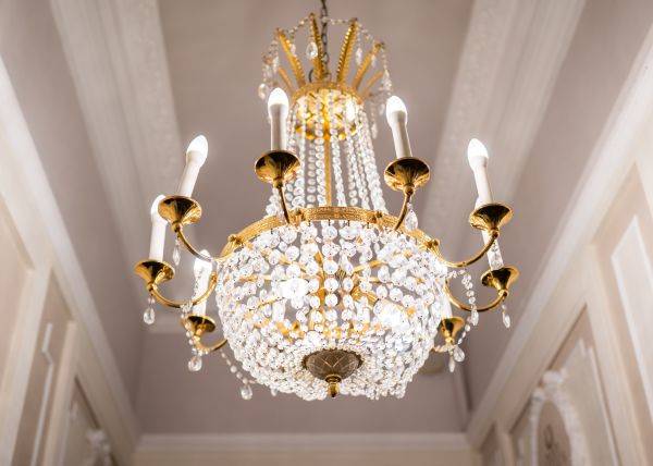 Chandelier Bulb Replacement in Lake Zurich