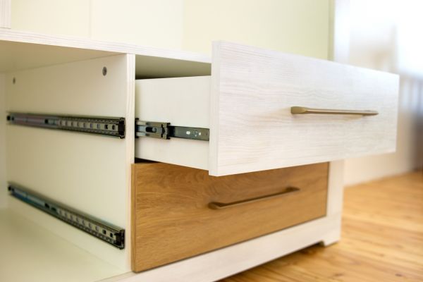 Pull Handle Installation in Lake Zurich