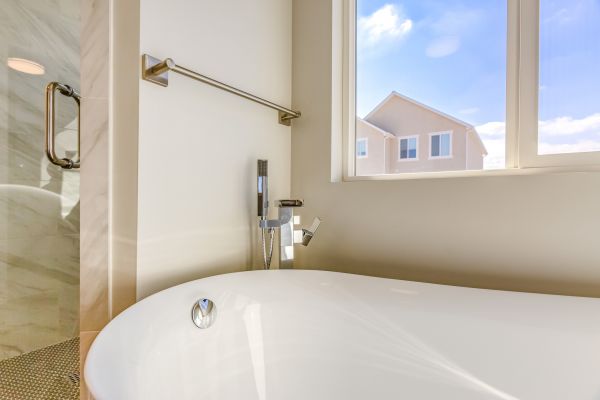 Towel Rod Installation in Lake Zurich